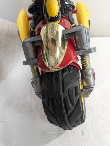 Vintage Kenner Ricochet stunt cycle motorcyle RC CAR XRC red yellow FOR PARTS - Picture 14 of 18
