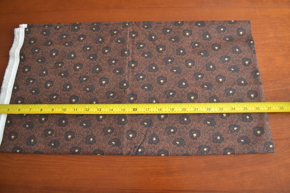 35" Long, Tan & Brown on Black Quilt Cotton, Thimbleberries/My Best, N763 - Image 3 of 4