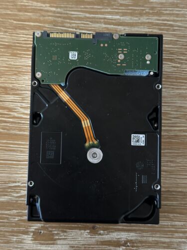 @READ DESCRIPTION@ Seagate Exos X18 18TB ST18000NM000J SATA III 3.5" HDD (19) - Picture 2 of 6