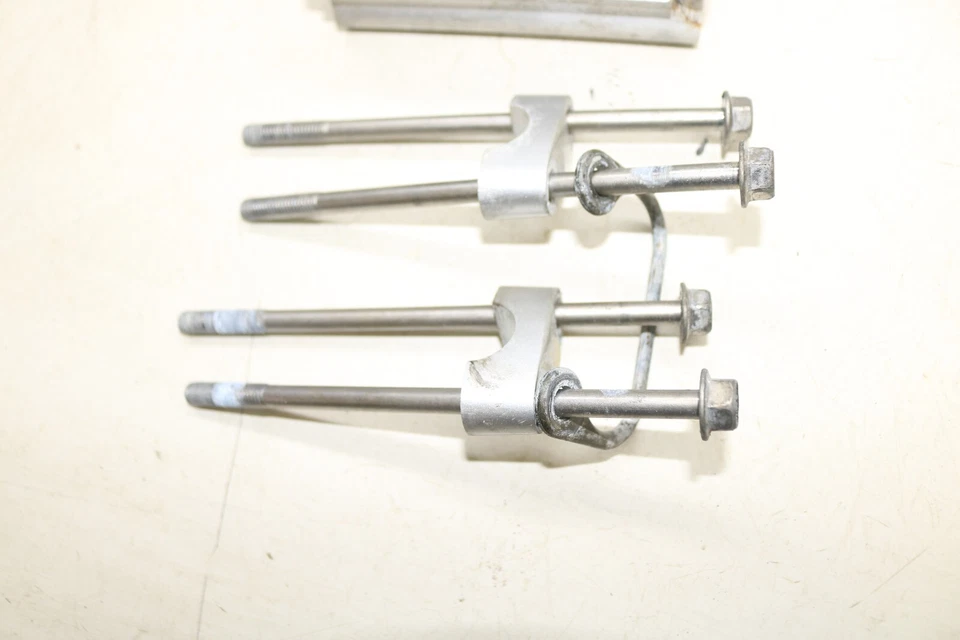 Elevador de manillar Yamaha Apex GT 2009 4 5/8" Foto 4 de 4