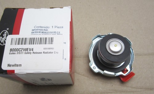 NEW Gates 31511 Safety Release Radiator Cap, FREE SHIPPING! - Picture 2 of 3