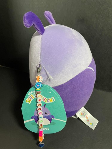 Squishmallow 7.5" Axel Iridescent Beetle w/beaded "I ♡ SQUISH" Charm-Accessories - Picture 4 of 6
