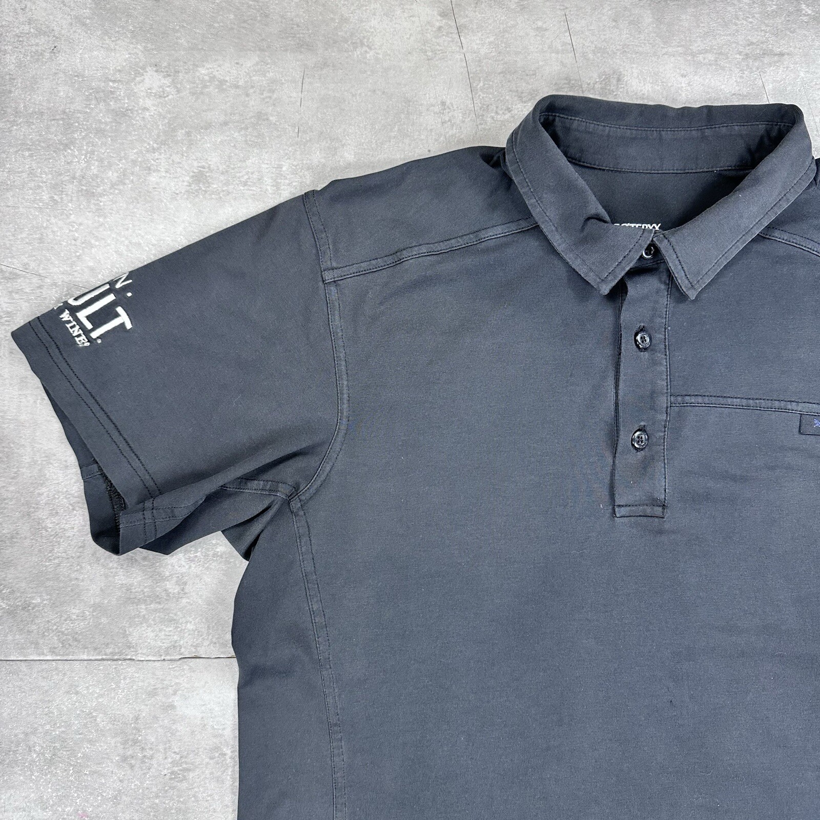 ARC'TERYX Polo uomo Arcteryx prigioniera taglia M vestibilità rilassata nera manica corta elasticizzata