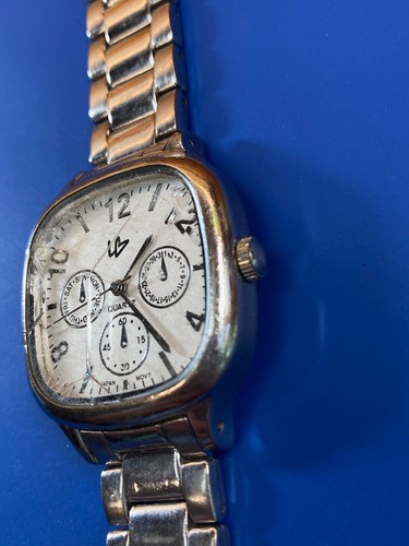 LC 90920 119 women's silver tone white face watch - new battery - Picture 10 of 10