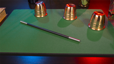 Murphy's Magic Deluxe Close-Up Pad 16x23 Inches - Green Professional Magician Performance Mat