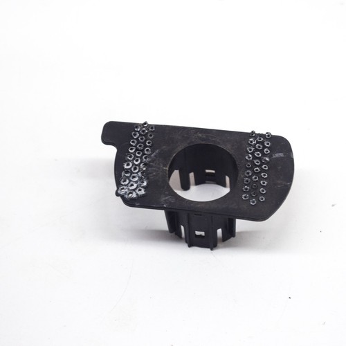 TESLA MODEL 3 PDC Sensor Parktronic Holder 120977 Electricity 2021 - Afbeelding 1 van 7