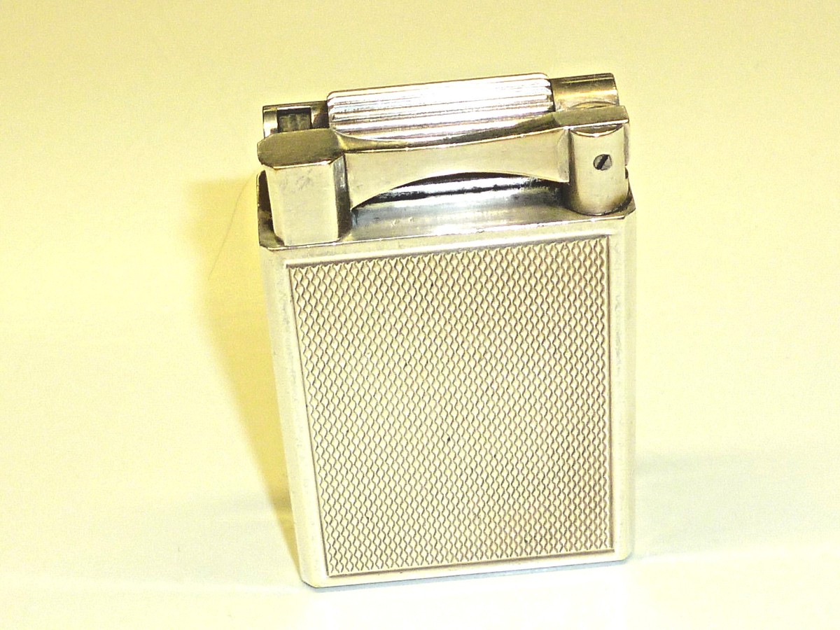 S.T. Dupont Drago Paris Lighter Essence Liftarm - Made in France 
