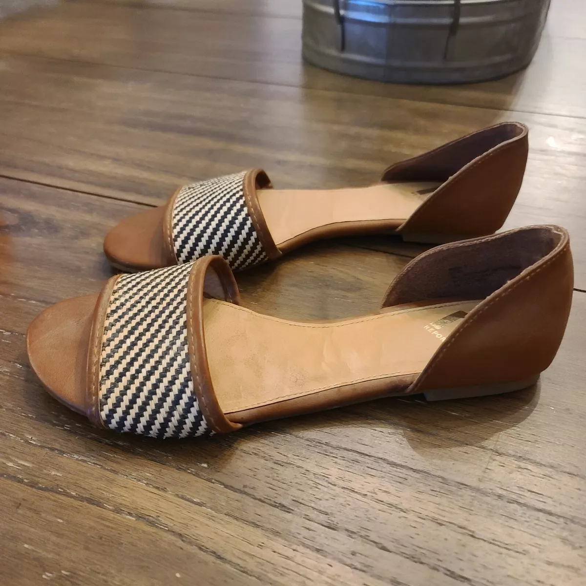 Report slip on shoes 2025