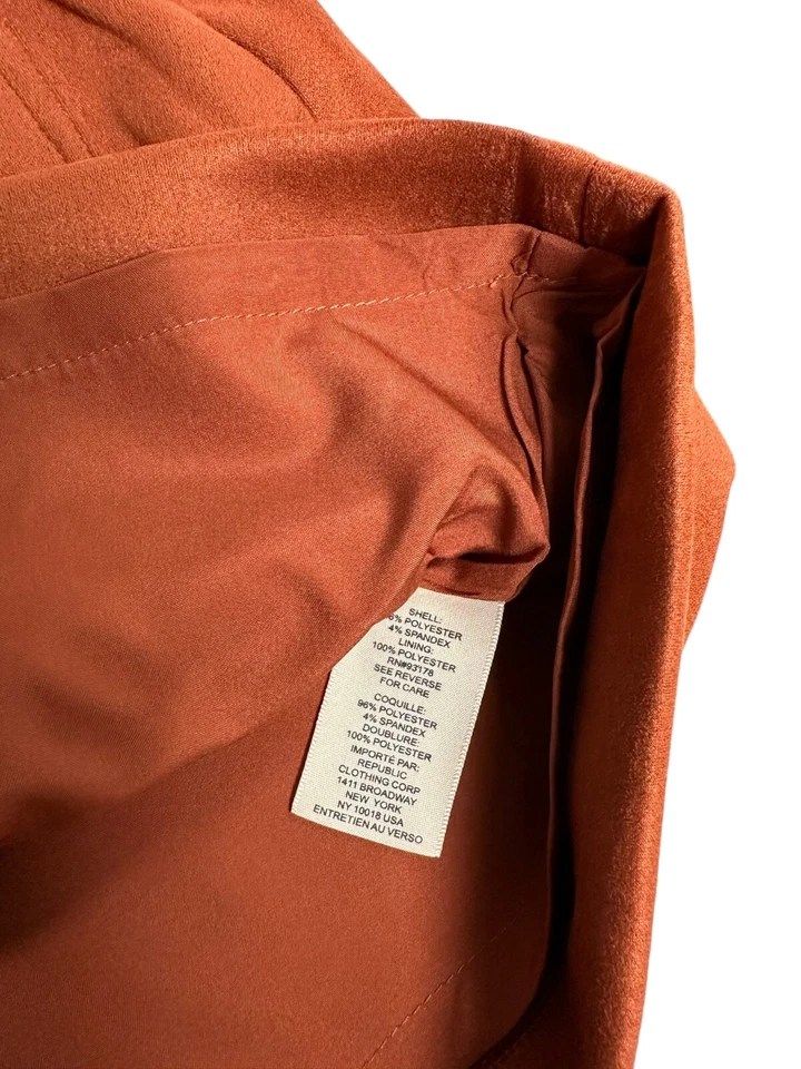 Mini-saia feminina Philosophy de couro sintético com bolsos e zíper lateral tamanho 10 especiarias - Imagem 4 de 4