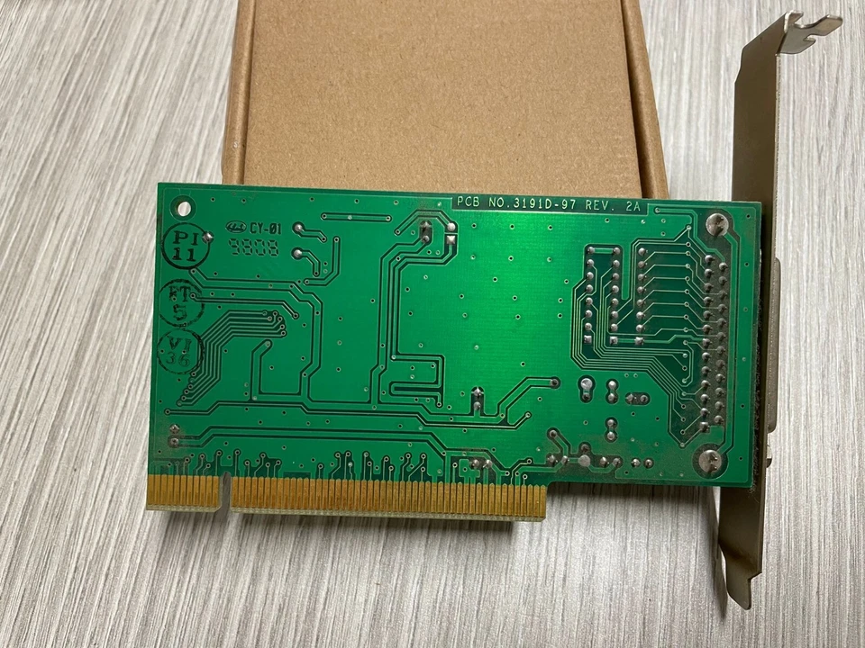 Controller SCSI Domex 536, PCI, connettore esterno SCSI. Ottime condizioni. - Immagine 2 di 2