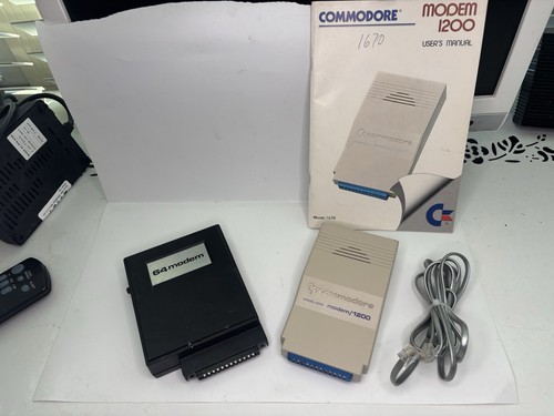 Telelearning & Commodore 1200 Modem & User's Manual Commodore 128 64 Sx64 VIC20