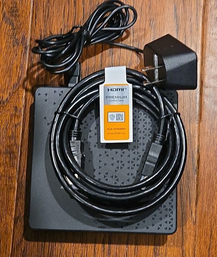 Xfinity Xi6-T Streaming Box Schwarz Ethernet Port Kabel TV Receiver mit Netzkabel.