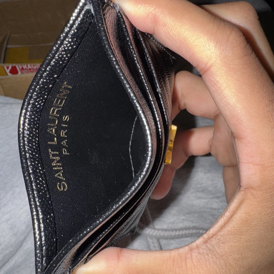 *NUEVO* SIN CAJA YSL Saint Laurent Cassandre Tarjetero Cuero Negro con Logo Dorado Foto 4 de 4