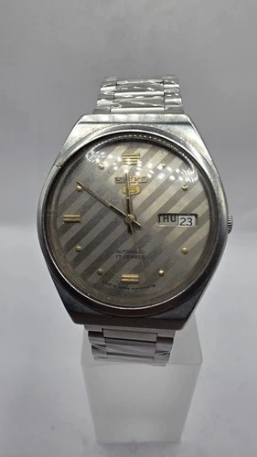 Vintage Seiko 6309-8920 Automatic Mens Watch, Black Dial, Day/Date, Japan