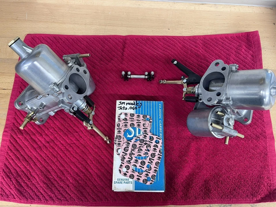 Triumph TR3 TR4 SU HD6 AUC878 carburetor pair fully restored and original - Image 3 of 4