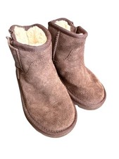 Kids UGG Brown Sheepskin Boots Size UK 7 Toddler Zip Ankle Boots