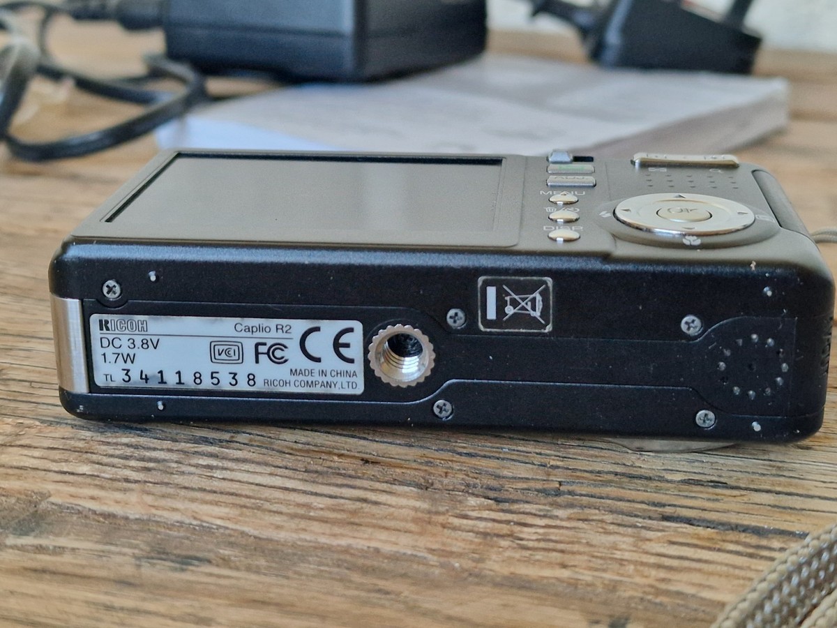 Ricoh Caplio R2 5.0MP Digital Camera - Silver for sale