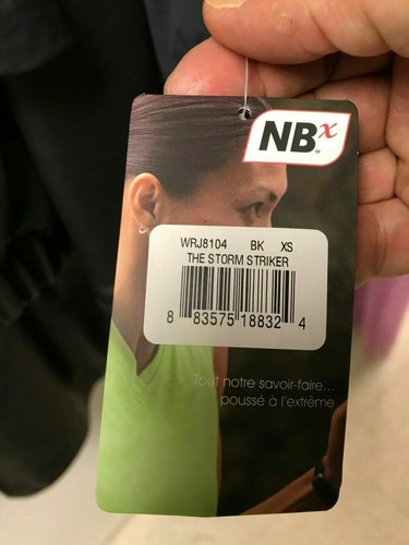 NWT! New Balance Women's Storm Striker Jacket W/HOOD BLACK WRJ8104 REFLECTIVE - Picture 5 of 12