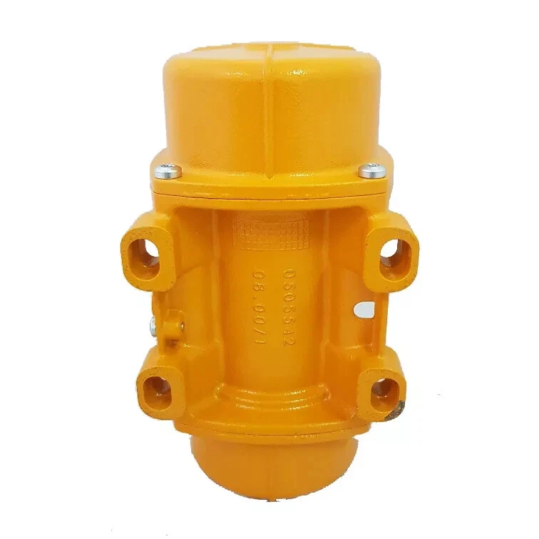 ITALVIBRAS VIBRATOR MOTOR MVSI3/100-S02 3 PHASE 0.18KW 3000RPM VIBRATECHNIQUES - Image 2 of 4