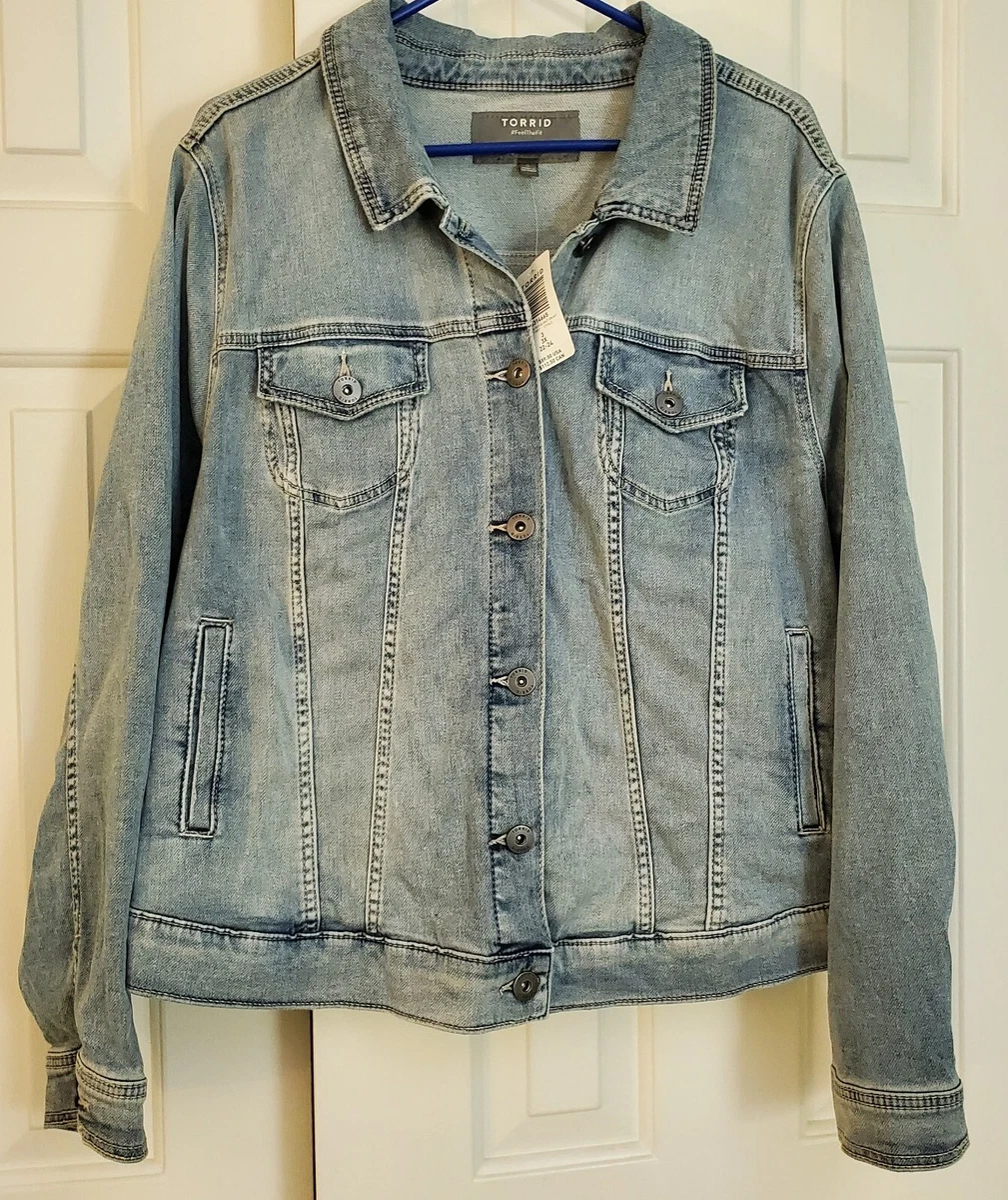 NWT Torrid Size 3 Denim Jean Trucker Jacket 3x Distressed Medium Wash 89