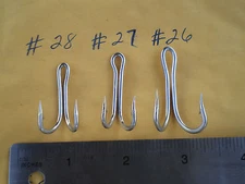 15 PCS. BIG GAME S. STEEL DOUBLE PRONG TUNA HOOKS 7897 SIZE #28,#27,#26 -5 EACH