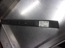 STENS 300-426 Universal Hi-lift Blade / 21" L, 3/8" Center Hole  *