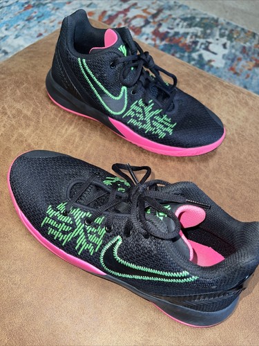 kyrie flytrap pink and green