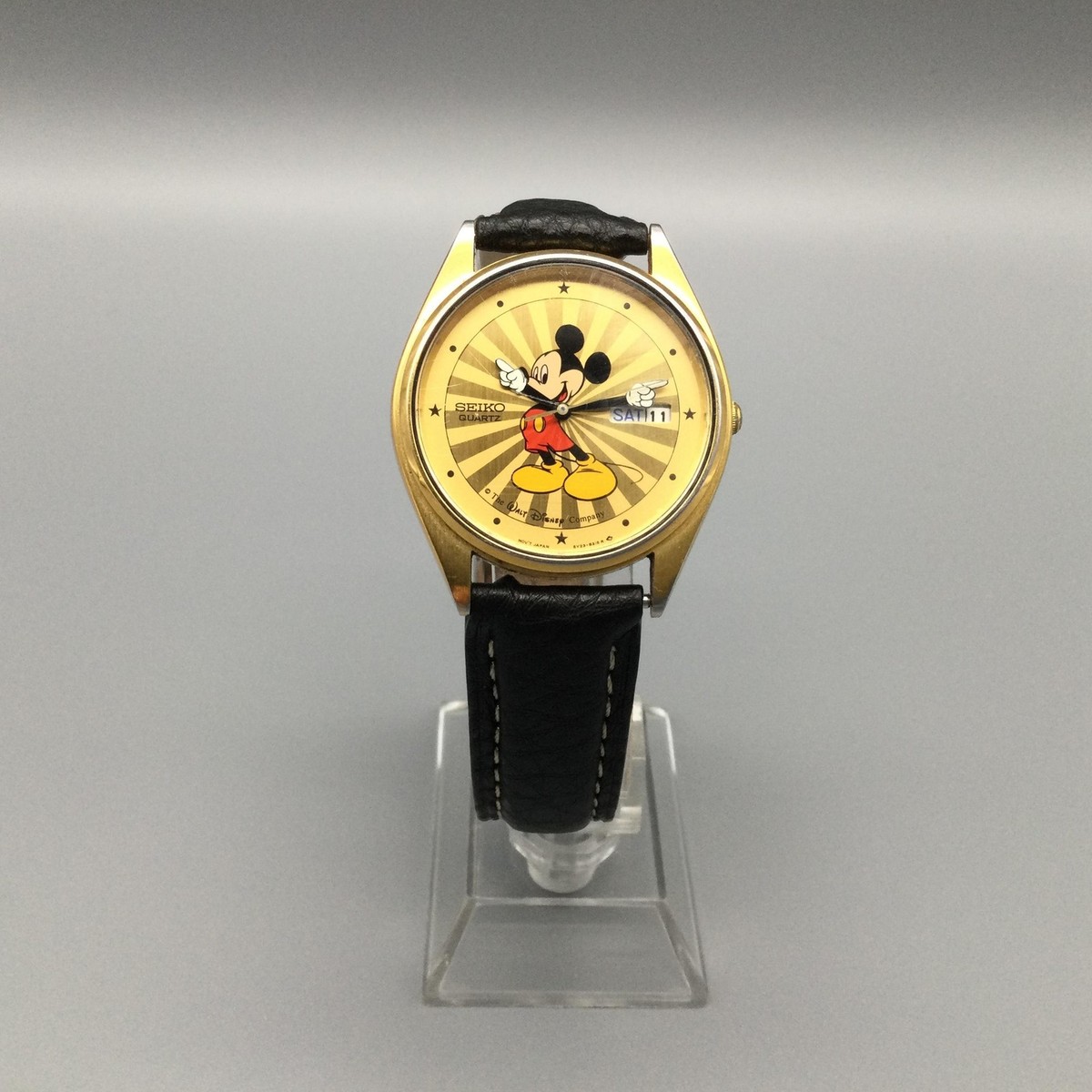 Vintage Seiko Mens Watch 34mm Gold Tone Mickey Mouse 5Y23-8229 New