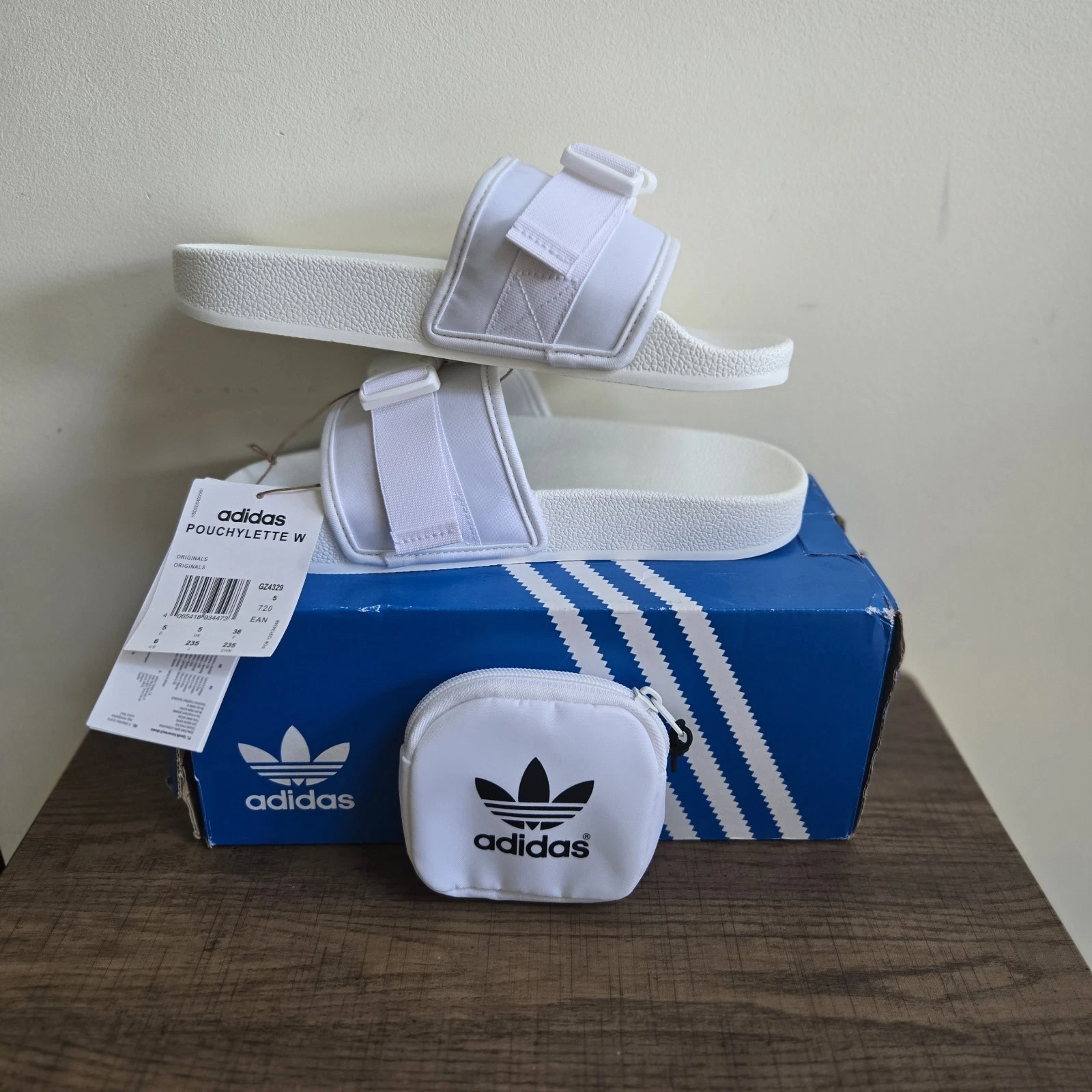 Adidas Originals Adilette Pouch Sliders Taglia 5 Autentiche Spedizione Veloce ✅️?