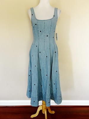 green emerald velvet dress Women Solid White Square Neck Sleeveless Lace Inserts Fit & Flare Maxi Dress main image 1