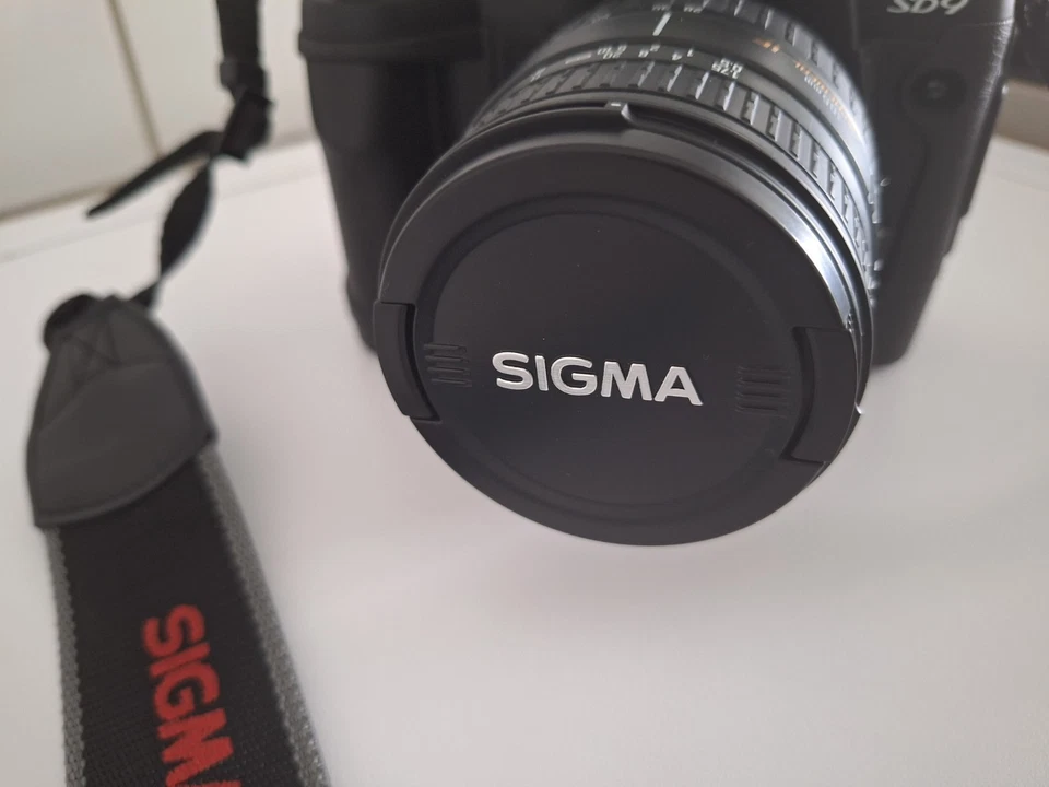 SIGMA SD-9 mit Objektiv Sigma 28-105mm 1:3.8-5.6 UC-III - Bild 3 von 4
