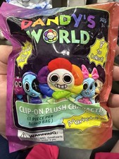 DANDY'S WORLD CLIP ON PLUSH MYSTERY - FREE PIN INCLUDED IN EACH ORDER