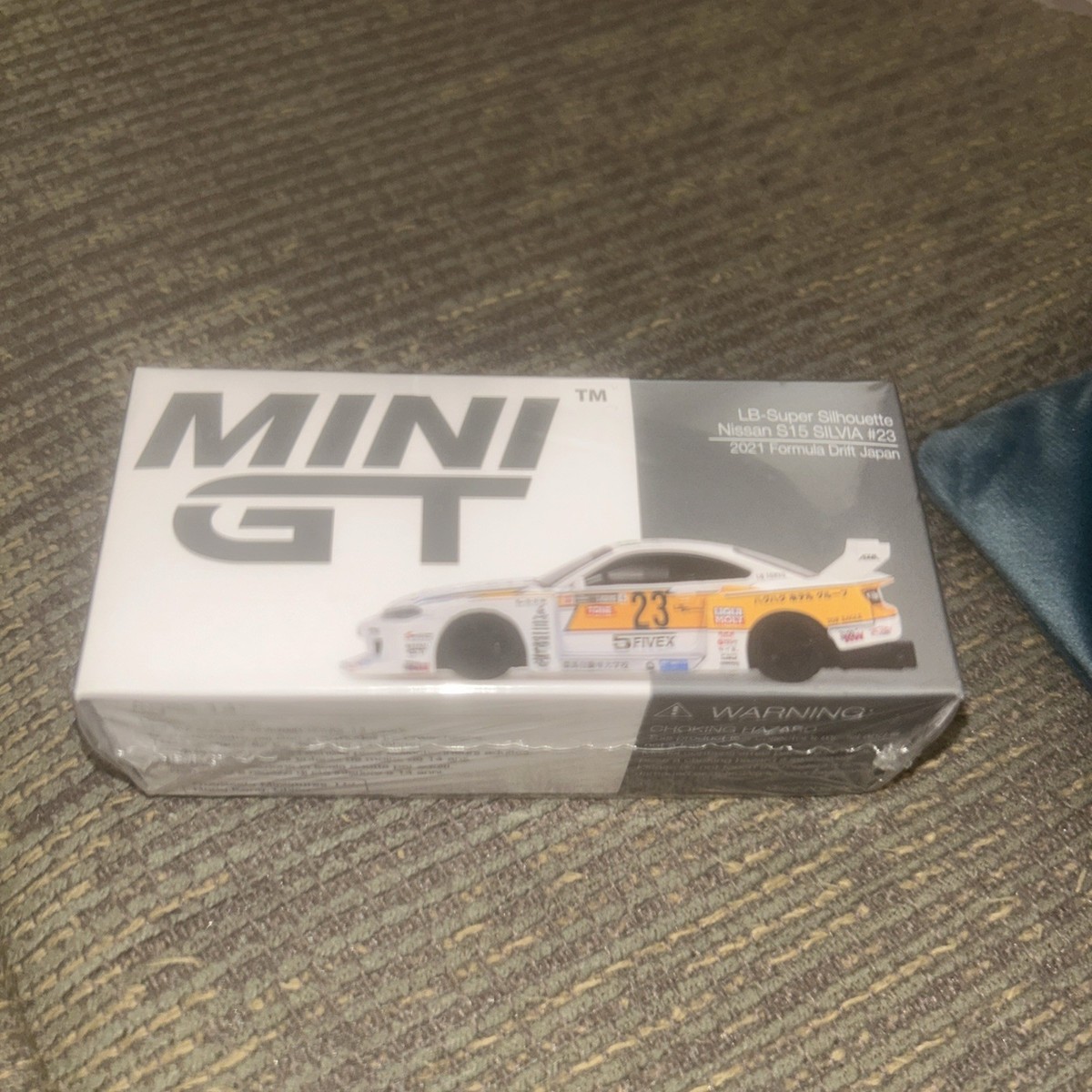 Mini GT 1 64 LBWK Nissan S15 SILVIA #23 2021 Formula Drift