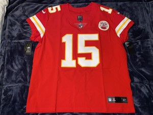 mahomes elite jersey