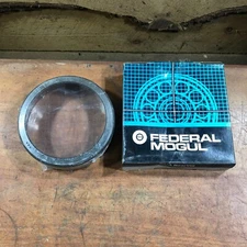 NOS Federal Mogul BCA 592 Bearing Cup