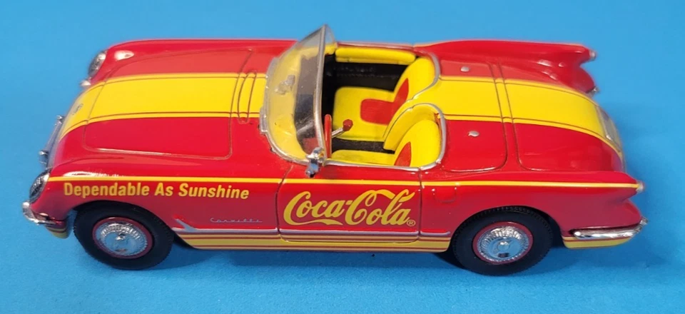Dinky Coca Cola 1953 Chevrolet Corvette Convertible CCV06/B Matchbox in Box COA - Image 2 of 4
