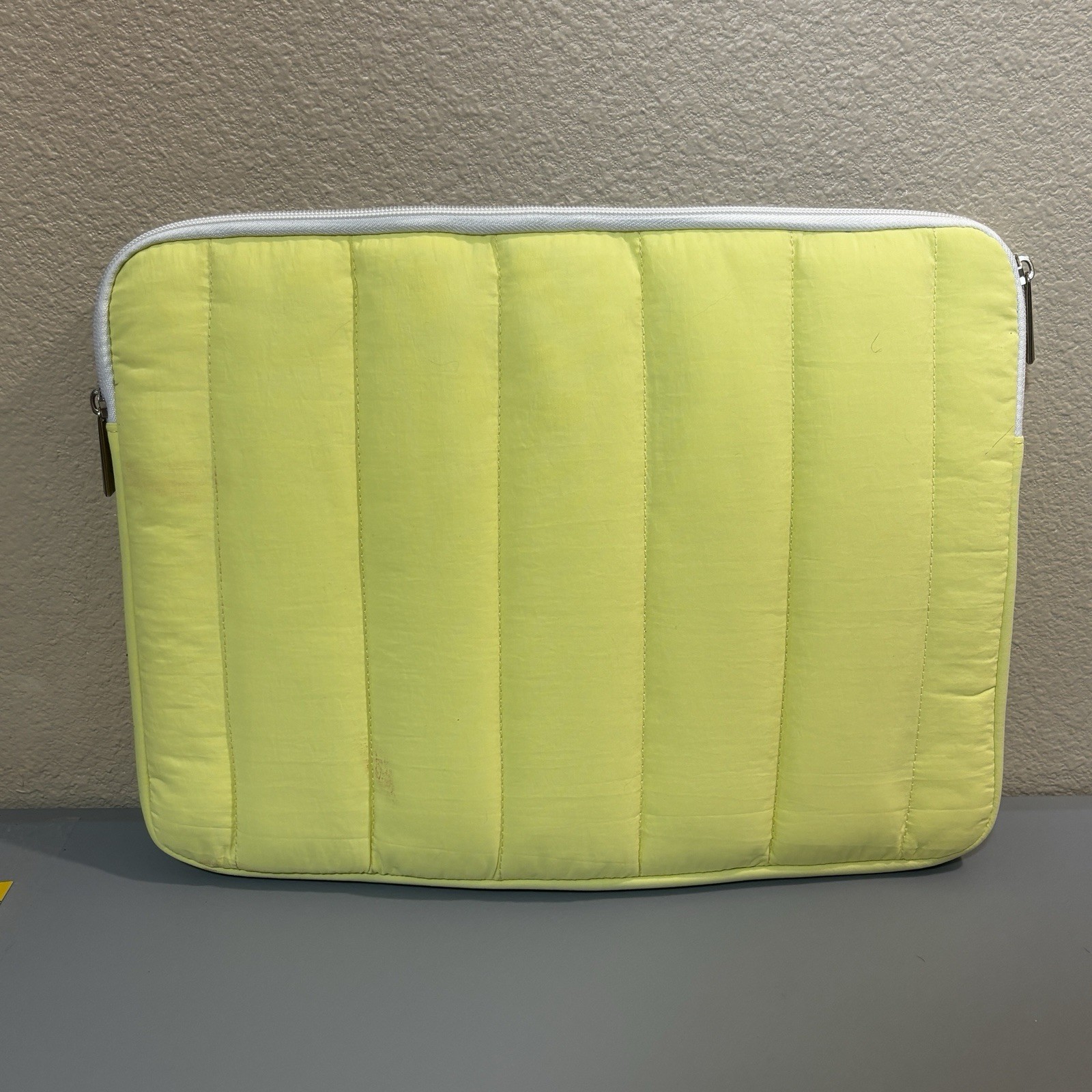 Sunny Yellow Padded Computer Tech laptop sleeve Zip Gray Soft Interior Clean