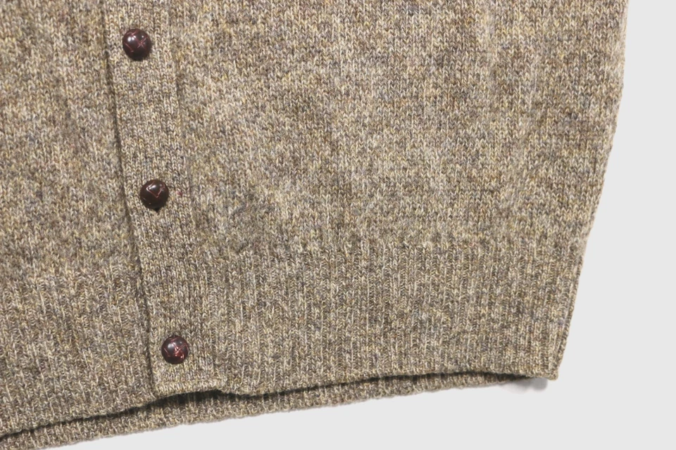 Vintage Pendleton 100% Shetland Wool Sweater Vest L Knit Tan Heather V-Neck - Image 4 of 4