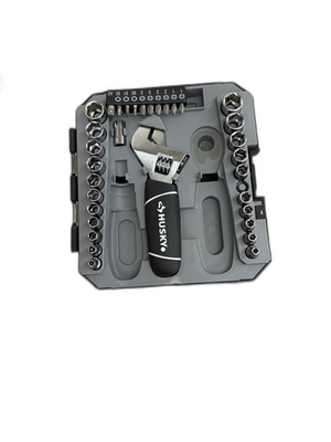 #ad Husky 1 4 in. and 3 8 in. Drive Stubby Ratchet and Socket Set MISSING $14.99