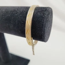 Vintage Etched Hinged Bangle Fashion Jewelry Bracelet Safety Chain Classic Chic