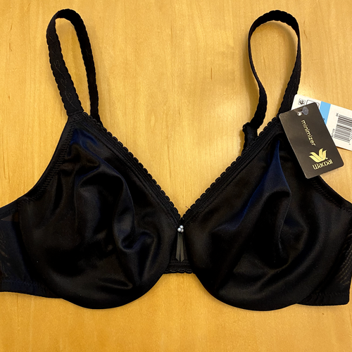 Wacoal 857109 Simple Shaping Minimizing Underwire Bra, Black, Size 34C NWT