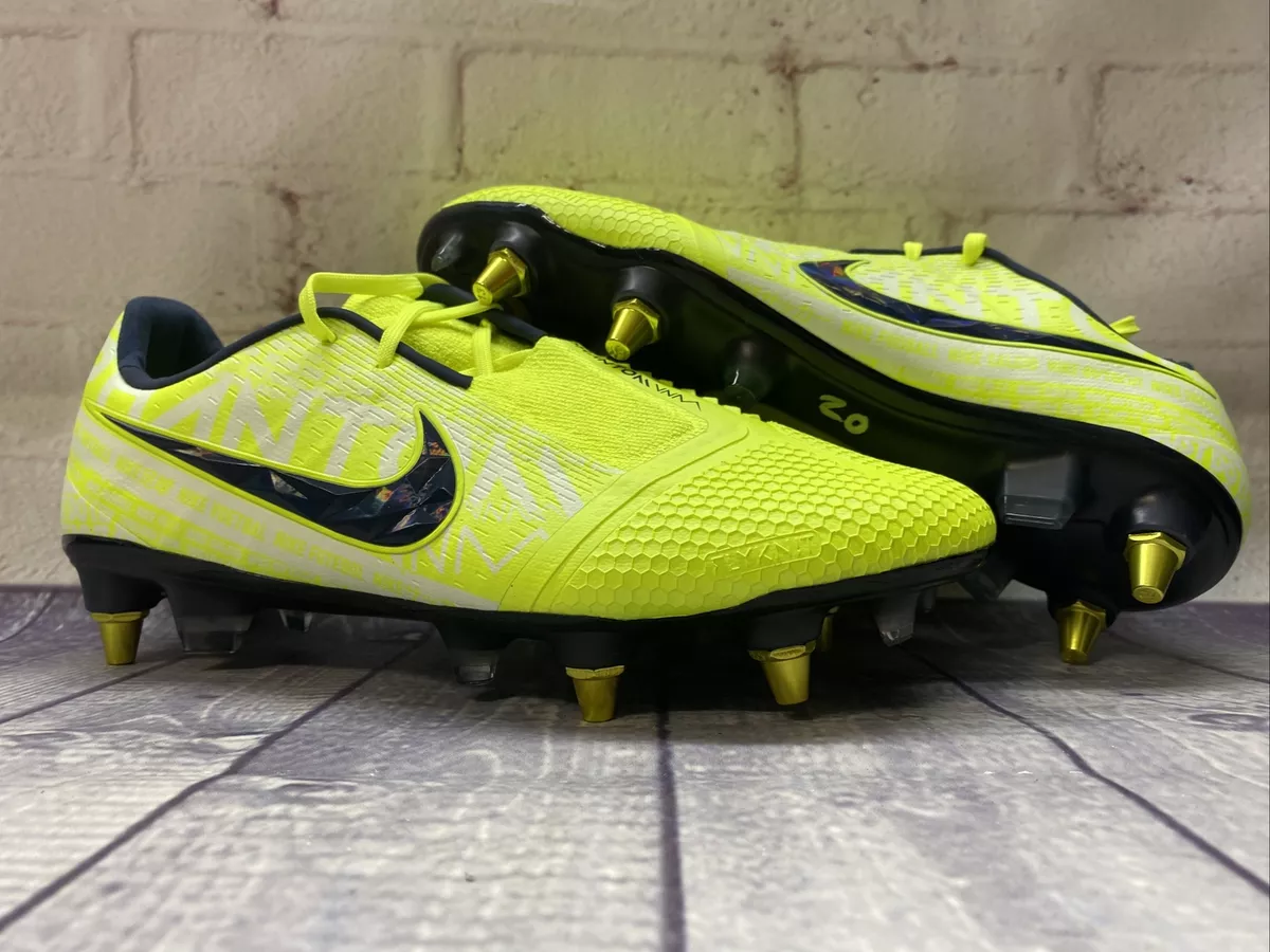 Nike Phantom Venom Elite SG Pro ACC Volt Soccer Cleats AO0575-718