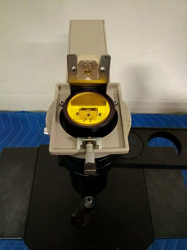 Microscopio trinocular de contraste de fase invertida Nikon TMS-F con Ph 2 DL, Ph 1 DL, 4 Foto 4 de 4