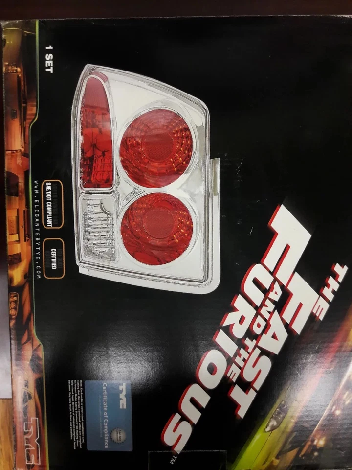 Luz trasera Ford Mustang 1999-2003 Foto 2 de 3