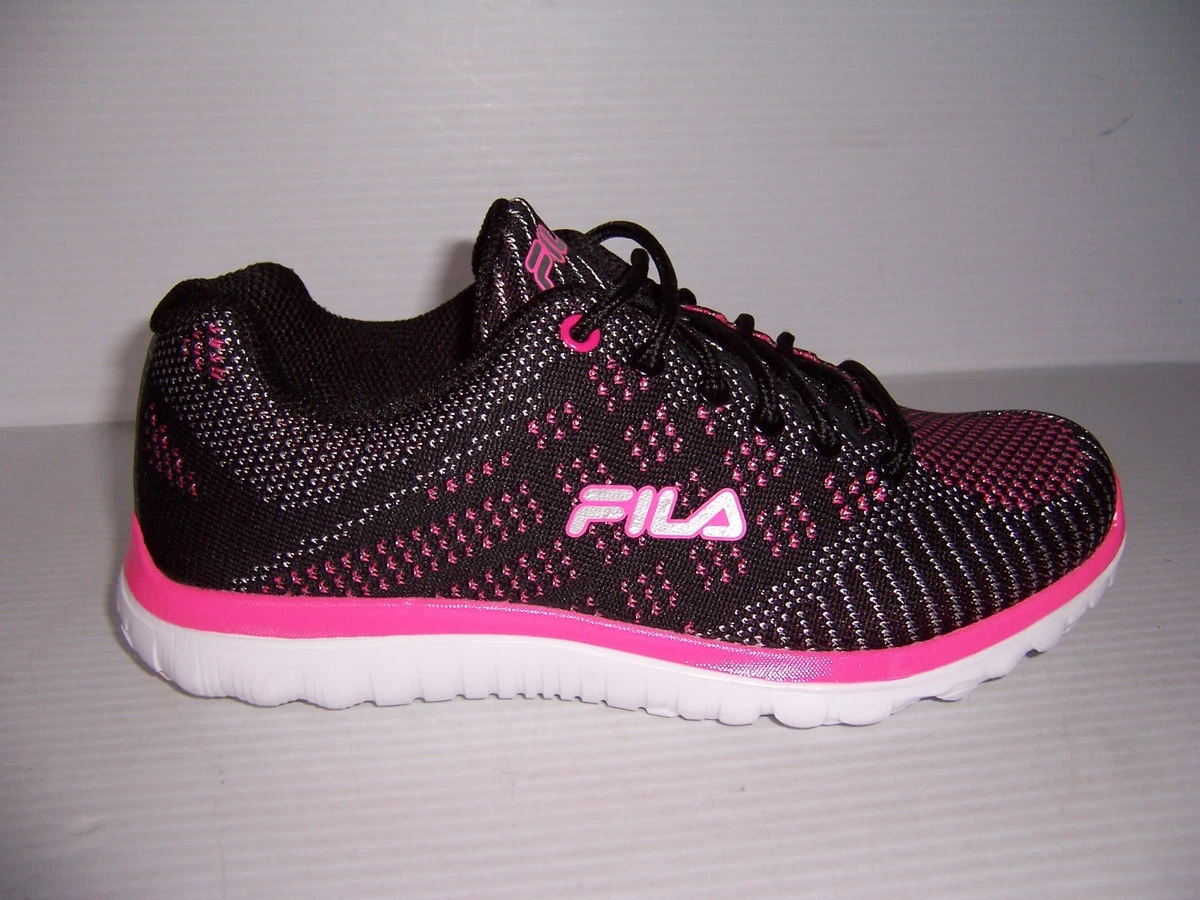 Fila top knit shoes