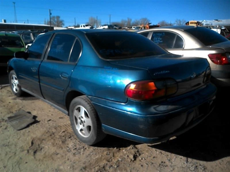 Vidro de ventilação traseiro esquerdo usado serve: 2003 Chevrolet Malibu VIN N 4º dígito - Imagem 3 de 4