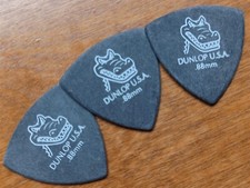 Jim Dunlop Guitar Picks Gator Grip Small Triangle 0.88mm 3-pack