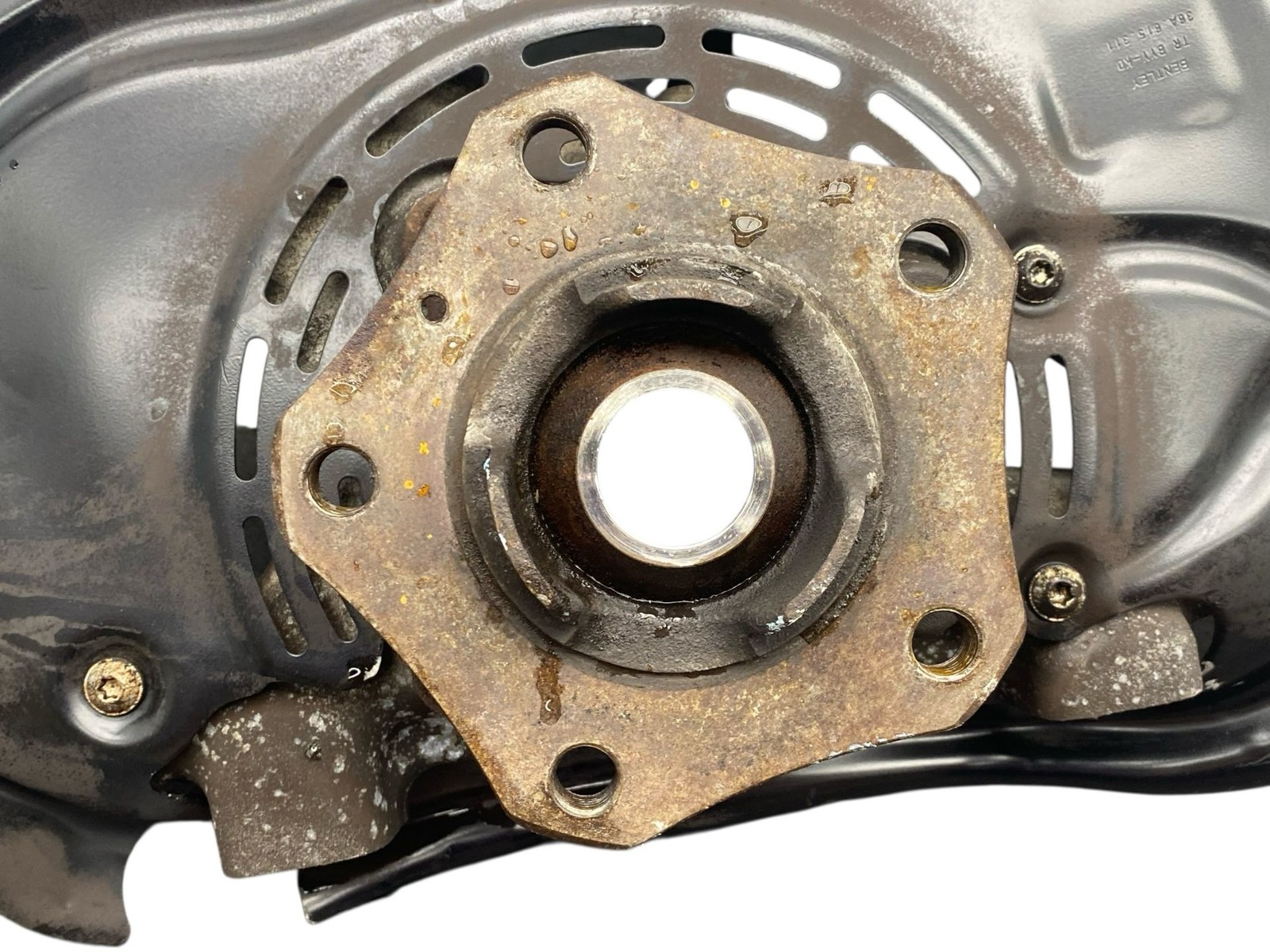 2015-2020 BENTLEY BENTAYGA 6.0L Awd Front Left Spindle Knuckle Wheel Hub *56K*