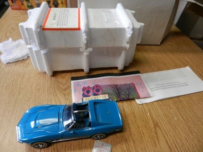 NIB Franklin Mint 1969 Chevrolet Corvette Blue 1/24th Scale W
