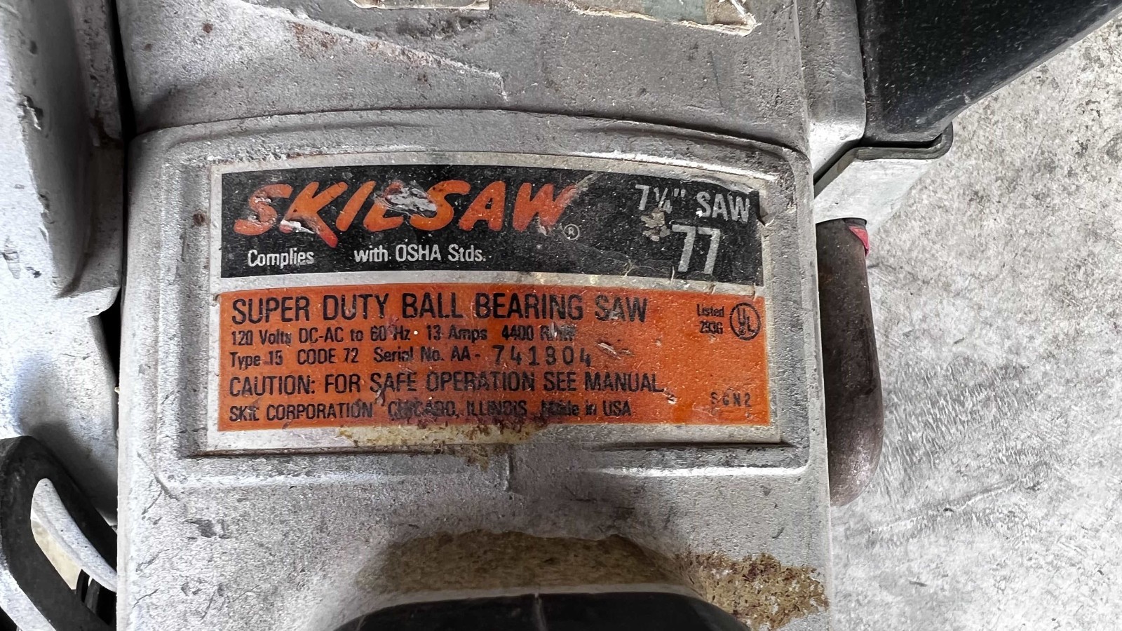 Vintage Skilsaw 77 Worm Drive 13 Amp 7-1/4-Inch Corded Skillsaw